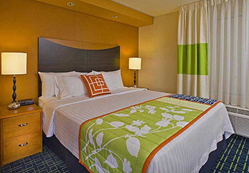 Fairfield Inn & Suites Fort Lauderdale Airport & Cruise Port Dania Beach Bilik gambar
